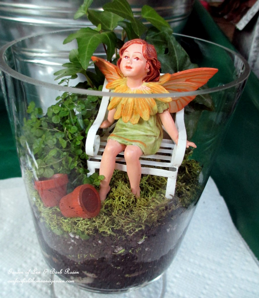 https://ourfairfieldhomeandgarden.com/diy-project-summer-enchantment-in-a-jar/ Add dried or fresh moss and little accents like a seated fairy and tiny clay pots.