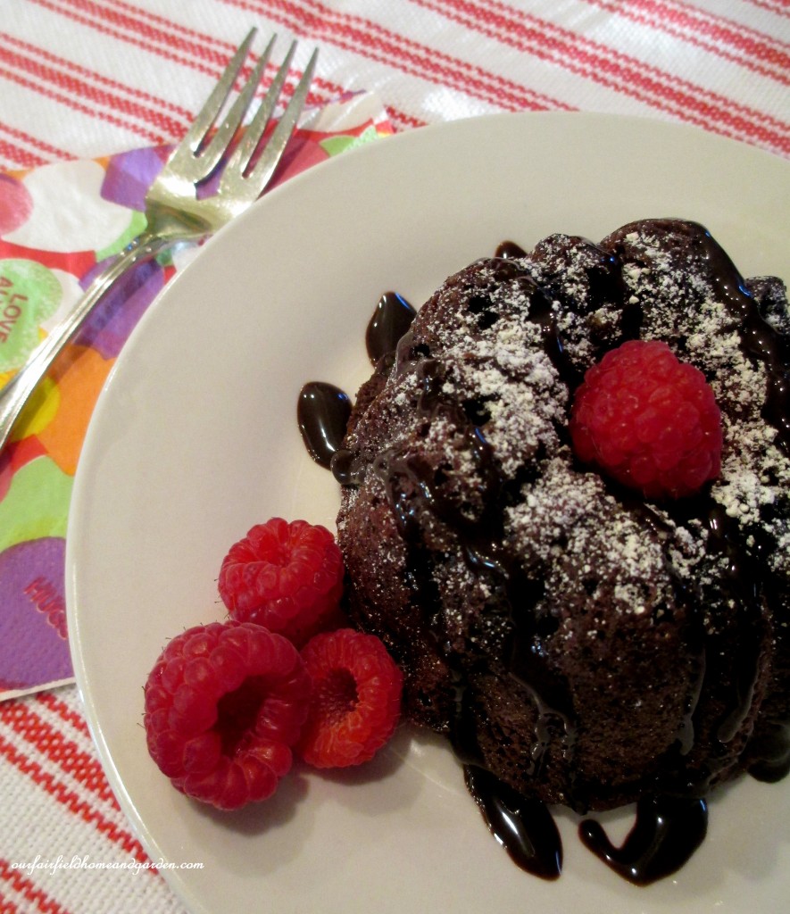 mini-berry bundt cake https://ourfairfieldhomeandgarden.com/valentines-day-recipes-heart-healthy-winter-salad-mini-berry-bundt-cakes/