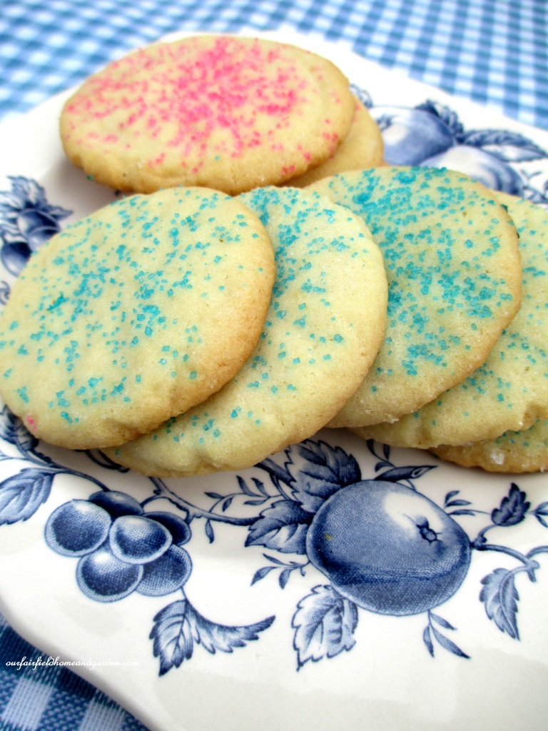 Easy Sugar Cookies https://ourfairfieldhomeandgarden.com/easy-sugar-cookies-no-rolling-or-cutting/