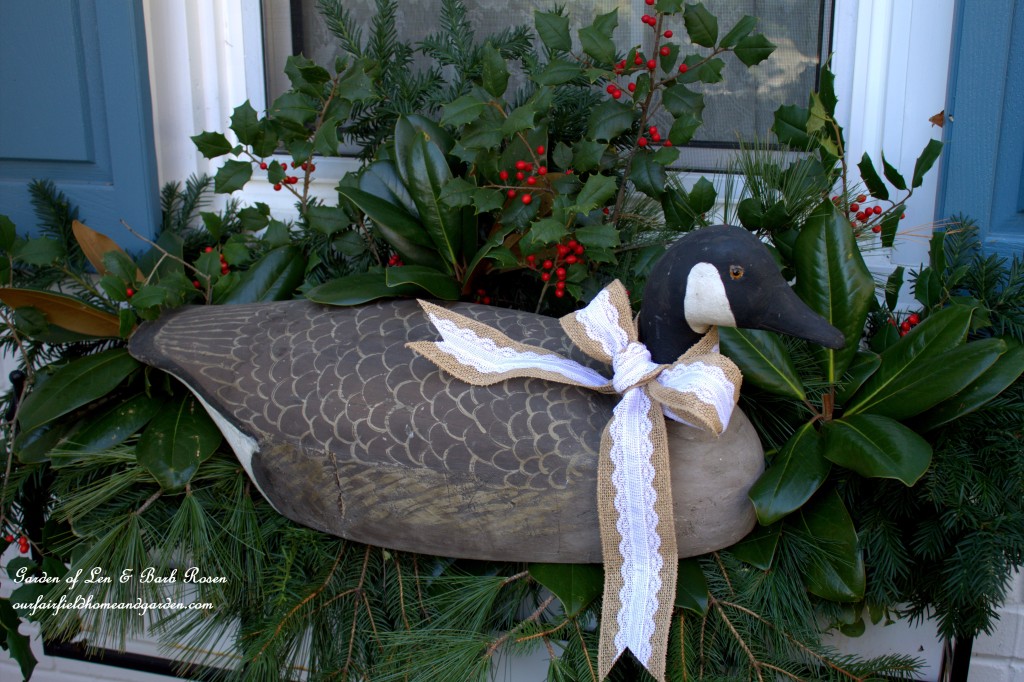 Canada Goose Winter Windowbox https://ourfairfieldhomeandgarden.com/rustic-winter-our-fairfield-home-and-garden/